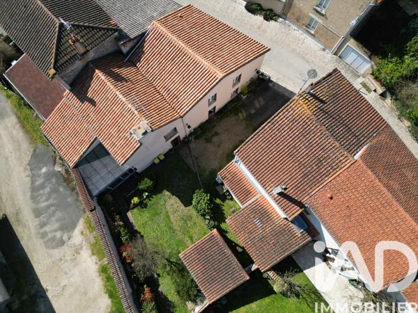 Maison à vendre 5 pièces 165 m² Chasseneuil-du-Poitou