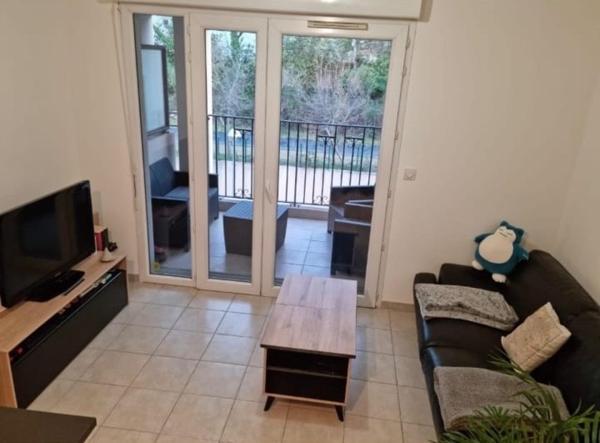 Beau t2 avec place de parking en sous-sol