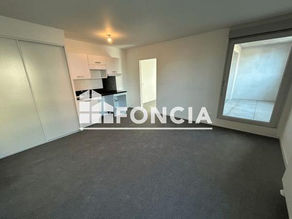Location Appartement 2 pièces 41.99 m² - RUE PIERRE MENDES FRANCE Colombelles 14460
