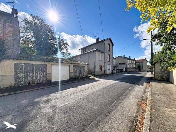 Immeuble à vendre 56 000 € Saint-Junien 232 m² DPE