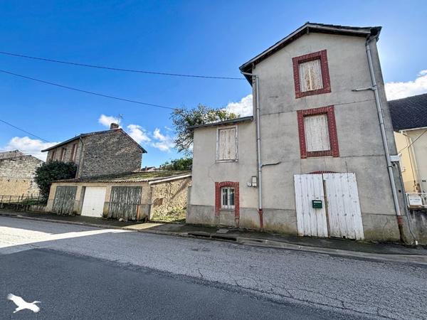 Immeuble à vendre 56 000 € Saint-Junien 232 m² DPE