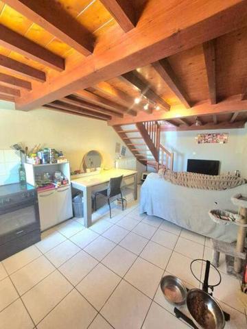 Appartement 2 pièces                                        - 42330 Saint-Galmier Réf : 12769