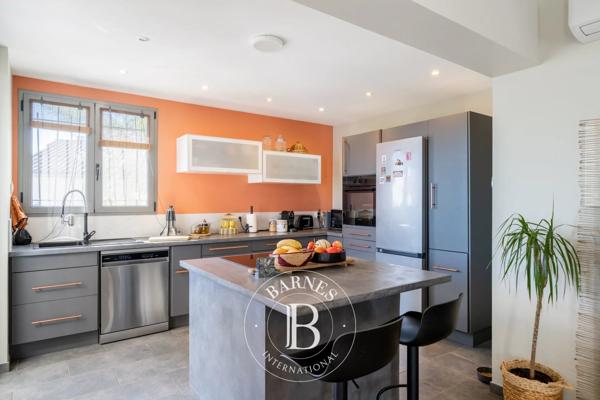Mandelieu-la-Napoule, Villa 3 Chambres -  110 m² à vendre