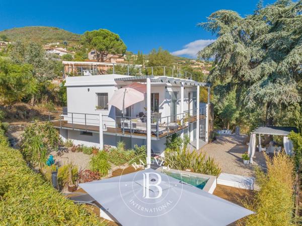 Mandelieu-la-Napoule, Villa 3 Chambres -  110 m² à vendre