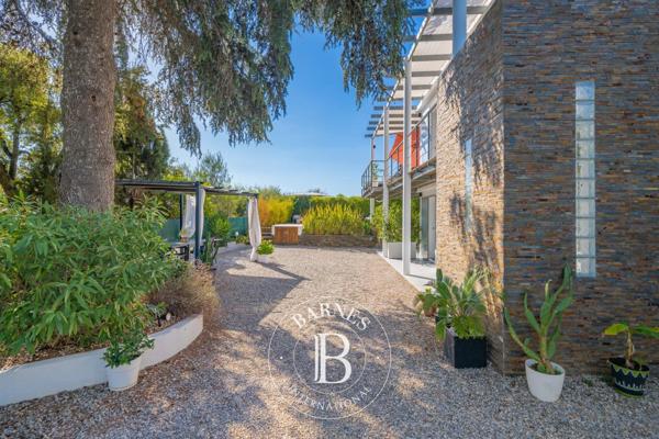 Mandelieu-la-Napoule, Villa 3 Chambres -  110 m² à vendre