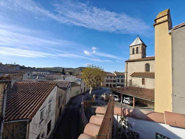 10KM LIMOUX-MAISON DE VILLAGE AVEC TOIT TERASSE ET EXTERIEUR