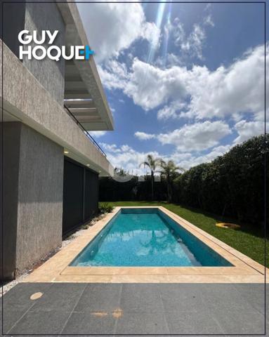 Magnifique villa meublée avec jardin et piscine Dar Bouazza