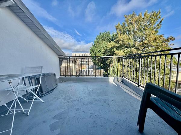 Appartement Amiens 7 pièce(s) 194 m2  avec local commercial en RDC.  à Amiens