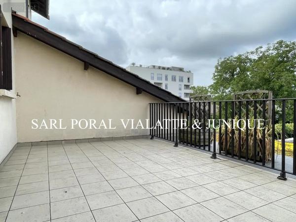 Location - Appartement Ambérieu-en-Bugey 01500 4 pièces 125 m 2