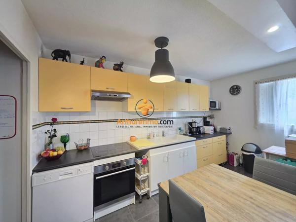 Vente                                                      Appartement
                        
                     3 pièces                      68 m2                     à Tarbes
