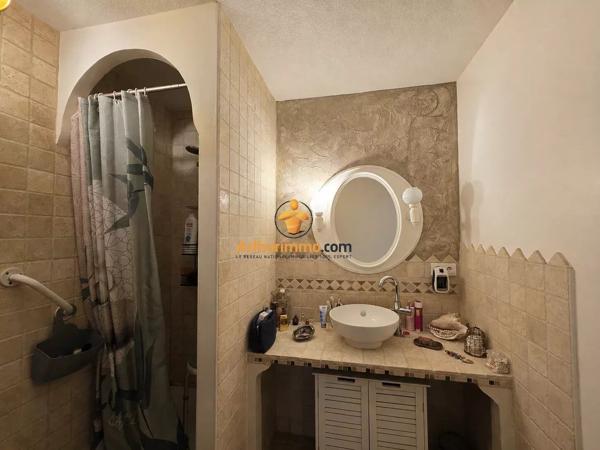 Vente                                                      Appartement
                        
                     3 pièces                      68 m2                     à Tarbes