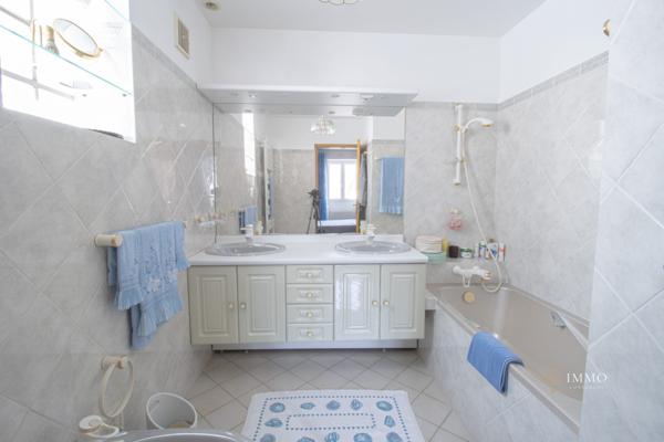 Maison 8 pièces 190m2