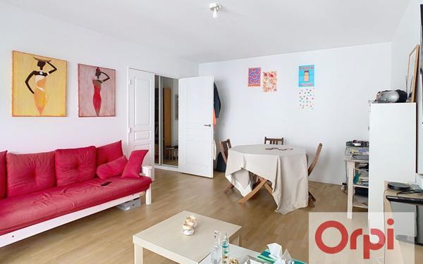 Appartement à vendre    2 pièces • 47,47 m2 Issy-les-Moulineaux