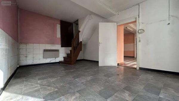 Achat - Maison Château-Gontier-sur-Mayenne 53200 2 pièces 41 m 2 104 m 2