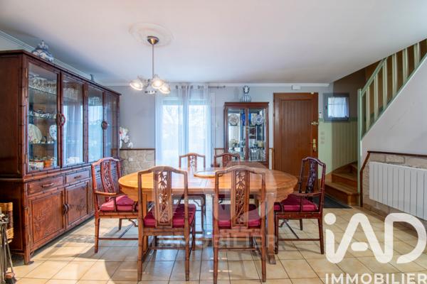 Maison à vendre 5 pièces 118 m² Épône