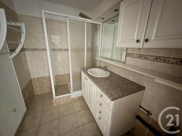 Appartement T4 à vendre  4 pièces - 89,73 m2 SIX FOURS LES PLAGES - 83