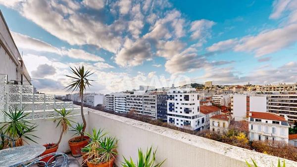 Vente Appartement 4 pièces de 102m² - 13008 Marseille