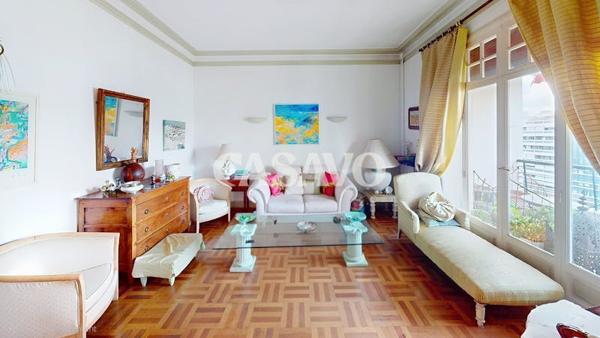 Vente Appartement 4 pièces de 102m² - 13008 Marseille