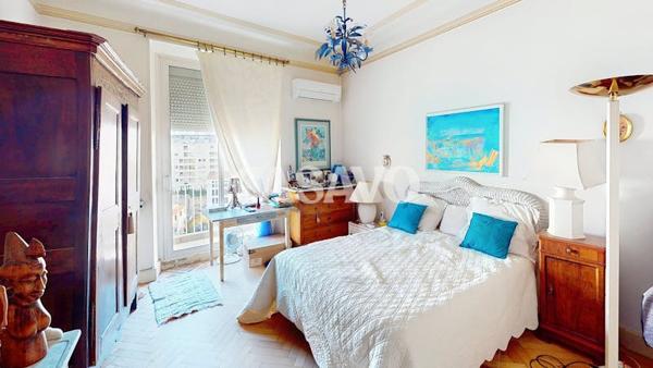 Vente Appartement 4 pièces de 102m² - 13008 Marseille