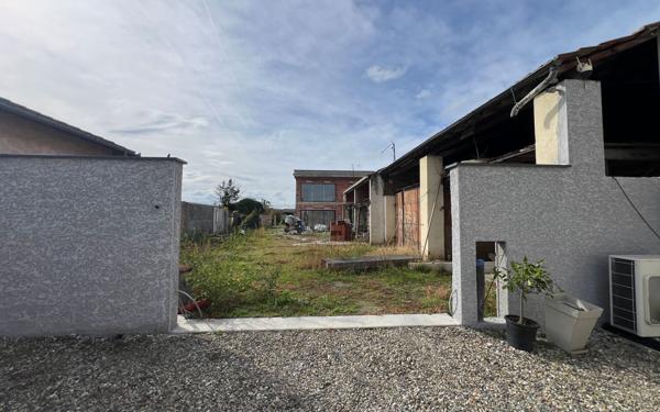 Terrain à vendre    Aucamville