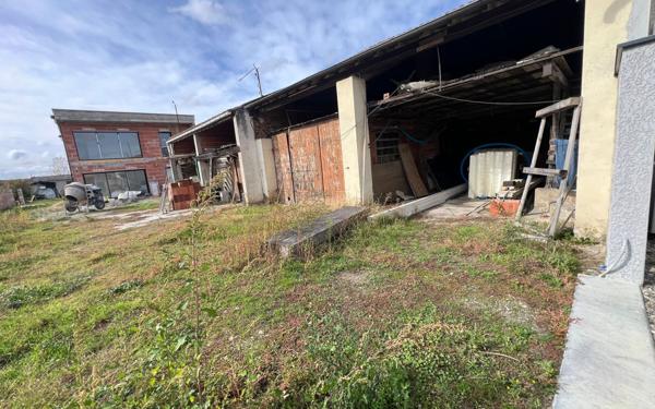 Terrain à vendre    Aucamville