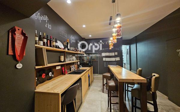 Immeuble à vendre    7 pièces • 241 m2 Prades