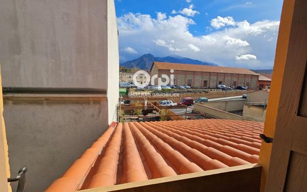 Immeuble à vendre    7 pièces • 241 m2 Prades