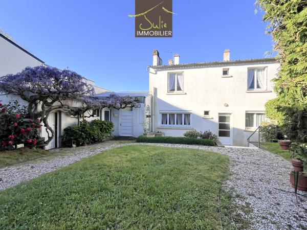 EXCLUSIVITE - Grande maison 5ch/bureau avec atelier/garage de 65m².