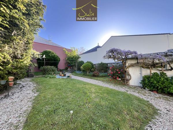 EXCLUSIVITE - Grande maison 5ch/bureau avec atelier/garage de 65m².