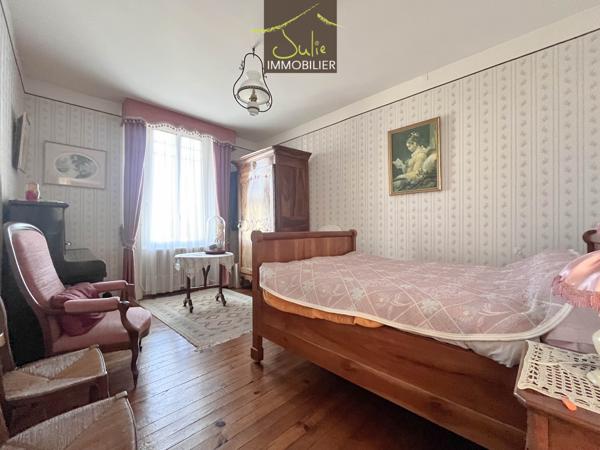 EXCLUSIVITE - Grande maison 5ch/bureau avec atelier/garage de 65m².