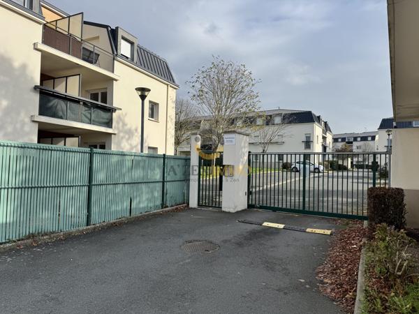 Appartement 2 pièces avec piscine en rez-de-chaussée