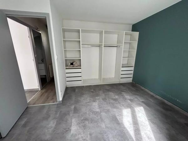 Immeuble avec deux appartements