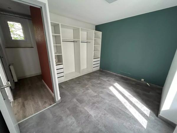 Immeuble avec deux appartements