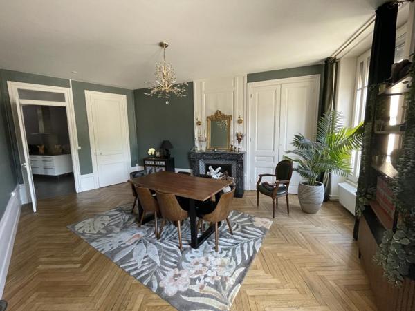 T4 – 126.45 m² – MEUBLE – 2 CHAMBRES – 69009 – LYON