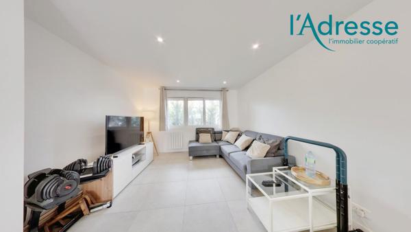 Maison Noisy Le Grand 10 pièce(s) 200 m2
