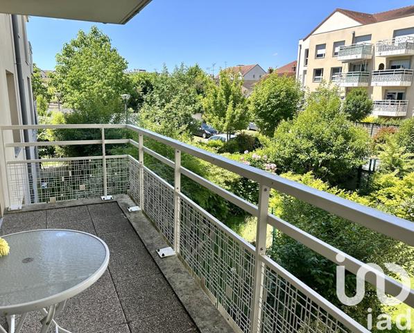 Apartment for sale 3 rooms 60 m² Trappes