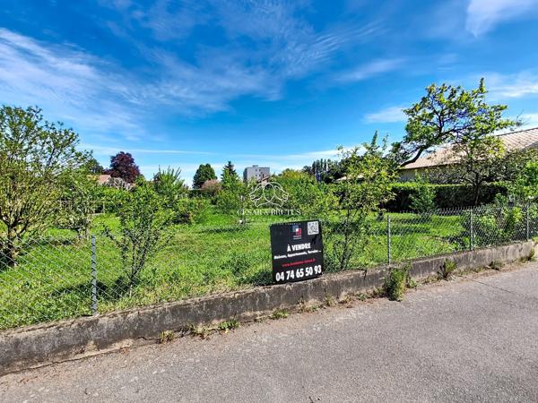 Terrain constructible saint Georges de Reneins