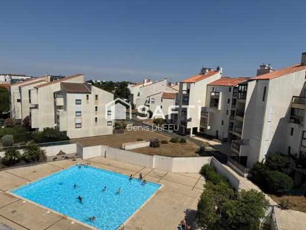 T4 avec piscine sur le port des Minimes