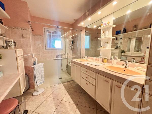 Maison à vendre  5 pièces - 137,36 m2 CHATEAU D OLONNE - 85