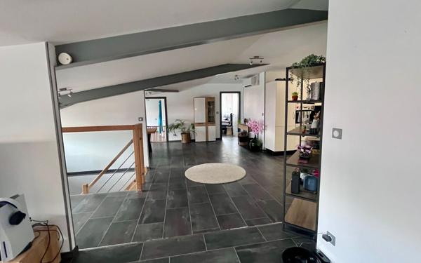 Appartement à vendre    5 pièces • 134,70 m2 Neuwiller-lès-Saverne