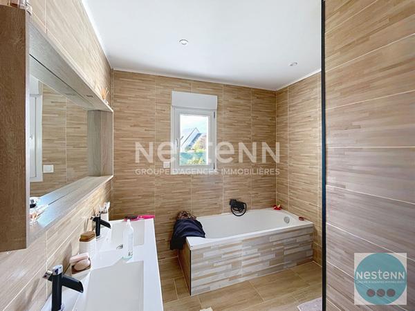 Le Controis en Sologne - Maison lumineuse de 120 m² - 3 chambres - proche commerces et écoles. Découvrez là dès aujourd'hui !