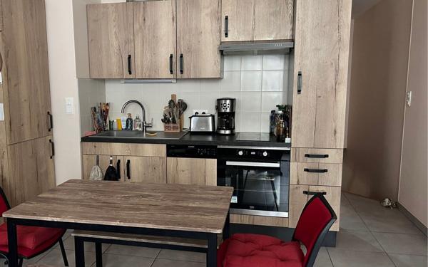 Appartement à louer    3 pièces •  Decize