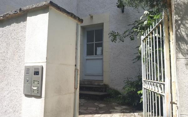 Appartement à louer    3 pièces •  Decize