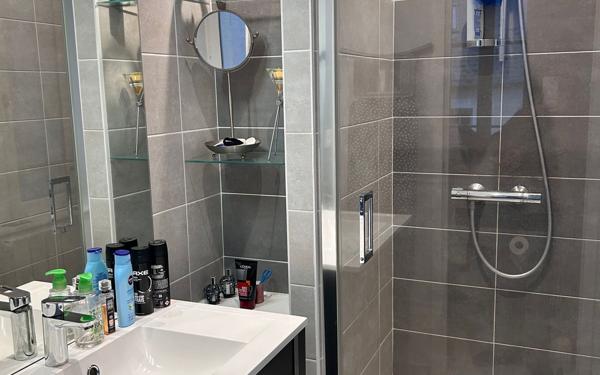 Appartement à louer    3 pièces •  Decize