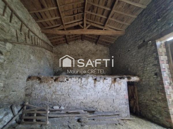 MAISON 90 M²+GRANGE+HANGAR+TERRAIN 5312M²