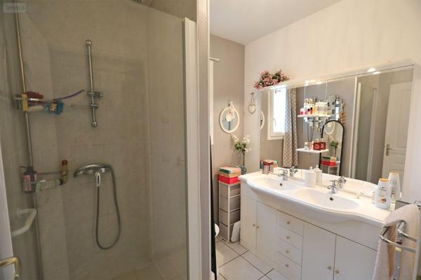 Pavillon à vendre à La Flèche dans la Sarthe (72200), ref : 444   
la fleche