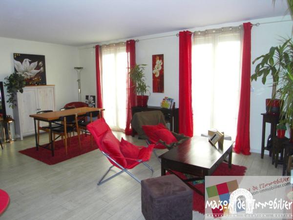 A louer à COGNAC Centre-ville - Appartement - 2 pièces - 64m² - Résidence avec ascenseur