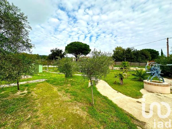 Maison traditionnelle 5 pièces de 193 m² à Le Plan-de-la-Tour (83120)