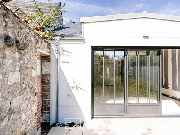Duplex avec jardin à aménager dans une copropriété de standing