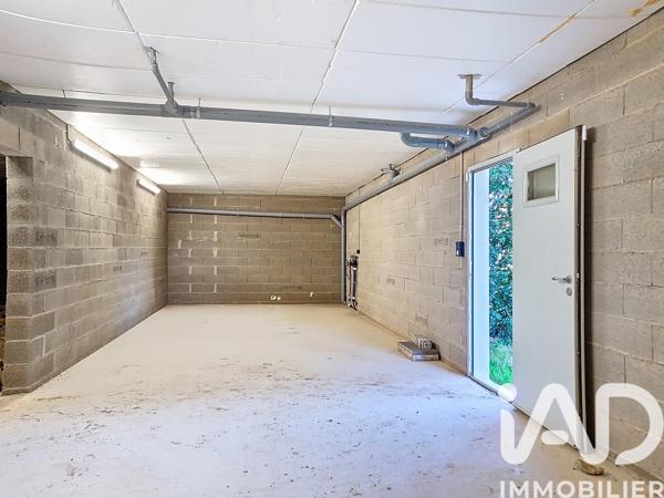 Maison à vendre 5 pièces 182 m² Nîmes